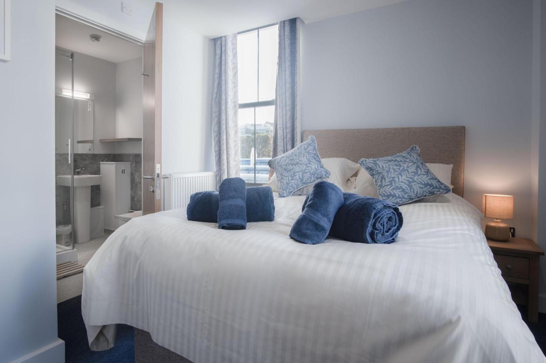 Ocean Cabins No 3 At The Square - ซอนเดอร์สฟุต ห้อง รูปภาพ